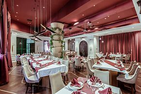 IVY GARDEN HOTEL BAKU