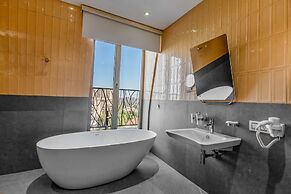 IVY GARDEN HOTEL BAKU