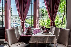 IVY GARDEN HOTEL BAKU