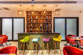 IVY GARDEN HOTEL BAKU