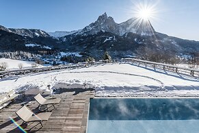 Sonus Alpis - Adults Only