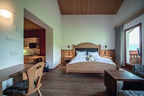 Sonus Alpis - Adults Only