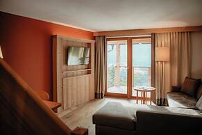 Sonus Alpis - Adults Only