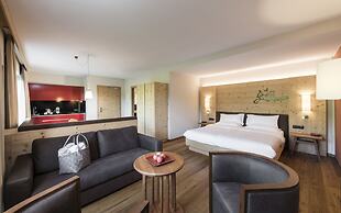 Sonus Alpis - Adults Only