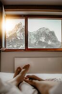 Sonus Alpis - Adults Only