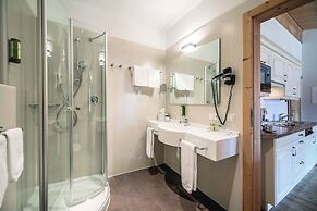 Sonus Alpis - Adults Only