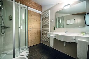 Sonus Alpis - Adults Only