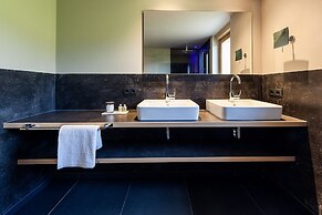 Sonus Alpis - Adults Only