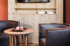 Sonus Alpis - Adults Only