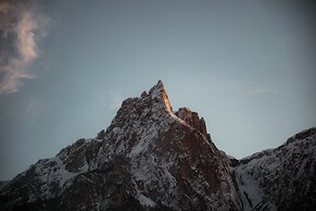 Sonus Alpis - Adults Only