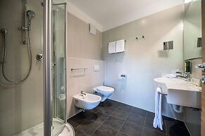 Sonus Alpis - Adults Only