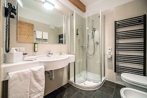 Sonus Alpis - Adults Only