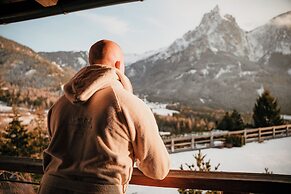 Sonus Alpis - Adults Only