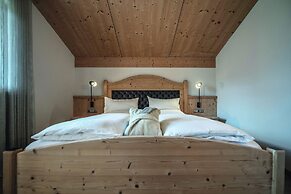 Sonus Alpis - Adults Only