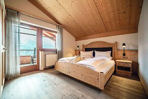 Sonus Alpis - Adults Only