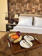 B.equine Range Hotel