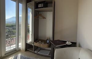 B.equine Range Hotel