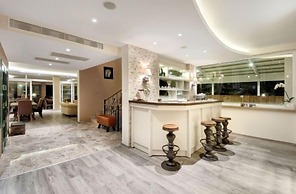 B.equine Range Hotel