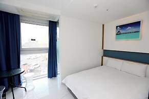 Hamdeok Beach Stay Jeju