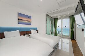 Hamdeok Beach Stay Jeju