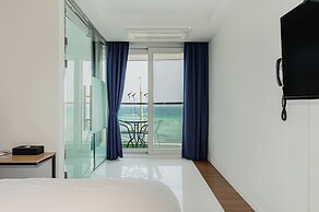 Hamdeok Beach Stay Jeju