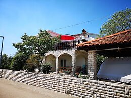 Apartments Snježana Carev