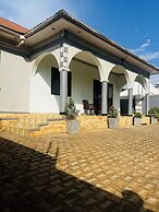 Spacious and Comfortable House in Kampala, Uganda