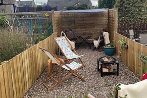 Newburghaprtment/scotland/sleeps 4/firepit/garden