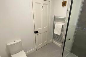 Newburghaprtment/scotland/sleeps 4/firepit/garden