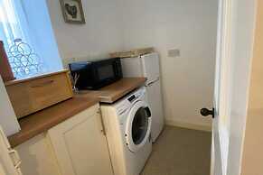 Newburghaprtment/scotland/sleeps 4/firepit/garden