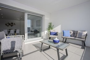 Liiiving-Luxury RiverView Apartment VIII