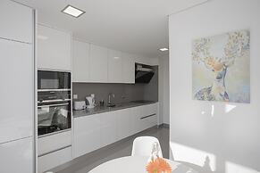 Liiiving-Luxury RiverView Apartment VIII