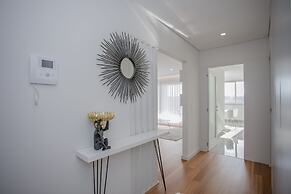 Liiiving-Luxury RiverView Apartment VIII