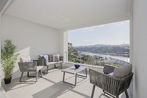 Liiiving-Luxury RiverView Apartment VIII