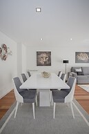 Liiiving-Luxury RiverView Apartment VIII