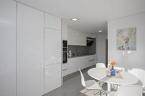 Liiiving-Luxury RiverView Apartment VIII