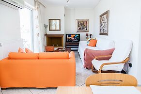 Cozy penthouse in Athens w amazing view