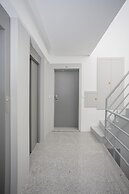 Liiiving -Luxury River View Apartment IX