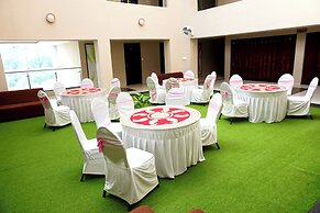 The Aanandam Hotel Resort