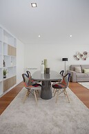 Liiiving - Luxury River View Apartment X