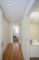 Liiiving - Luxury River View Apartment X