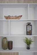 Liiiving - Luxury River View Apartment X