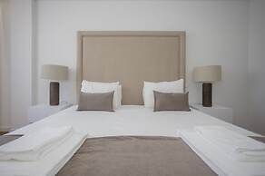 Liiiving - Luxury River View Apartment X