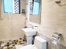 Mt Seorak the East Sea and Hot spring