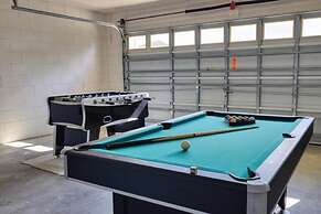 Backyard Fun At Highlands Reserve 4 Bedroom Home by Redawning