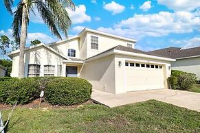 Backyard Fun At Highlands Reserve 4 Bedroom Home by Redawning