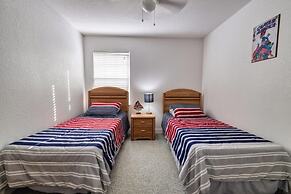 Backyard Fun At Highlands Reserve 4 Bedroom Home by Redawning