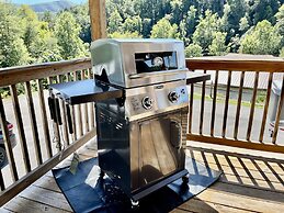 Double L Ranch 1 Bedroom Farmhouse by RedAwning