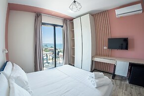 Hotel Triumf Shengjin