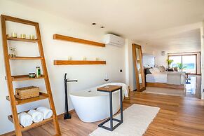 Luxury beachfront villa at Nizuc